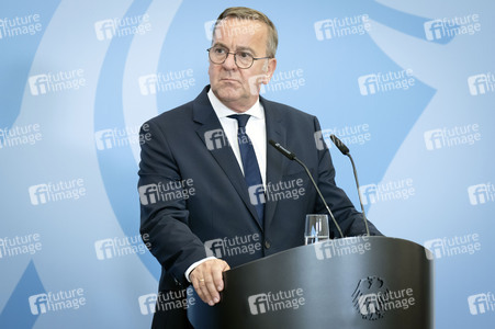 Pressekonferenz nach der Sitzung des Bundeskabinetts in Berlin