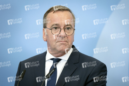 Pressekonferenz nach der Sitzung des Bundeskabinetts in Berlin
