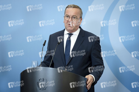 Pressekonferenz nach der Sitzung des Bundeskabinetts in Berlin