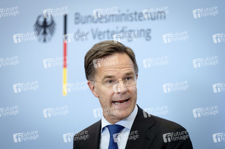Pressekonferenz nach der Sitzung des Bundeskabinetts in Berlin