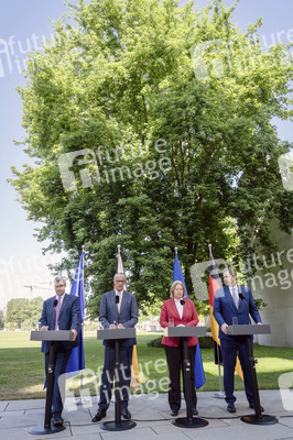 Pressekonferenz zu den Ergebnissen des Koalitionsausschusses in Berlin