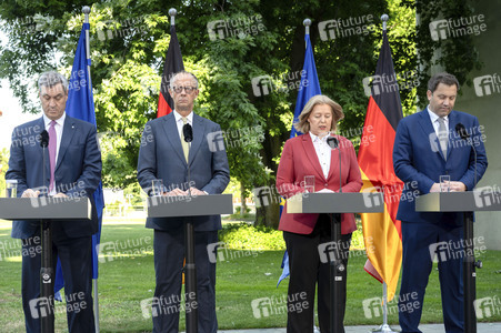 Pressekonferenz zu den Ergebnissen des Koalitionsausschusses in Berlin