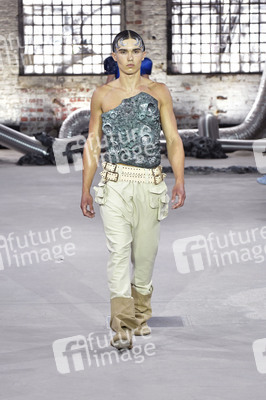 Marina Hoermanseder Fashion Show auf der Berlin Fashion Week S/S 2027 in Berlin