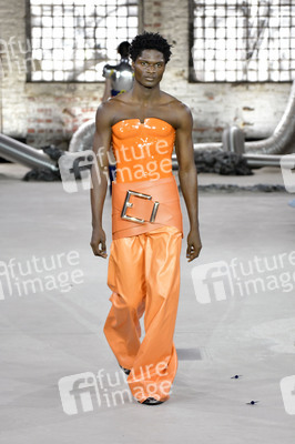 Marina Hoermanseder Fashion Show auf der Berlin Fashion Week S/S 2027 in Berlin
