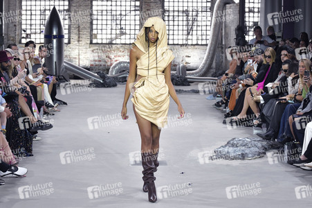 Marina Hoermanseder Fashion Show auf der Berlin Fashion Week S/S 2027 in Berlin