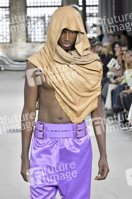 Marina Hoermanseder Fashion Show auf der Berlin Fashion Week S/S 2027 in Berlin