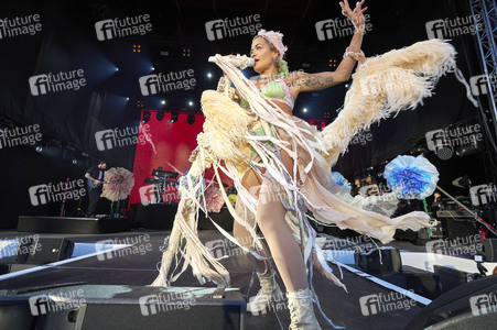 Konzert von Rita Ora in Wolfsburg