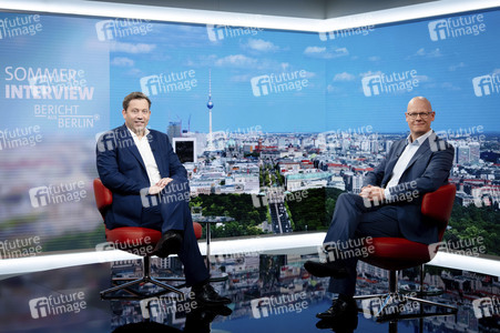 ARD-Sommerinterview mit Lars Klingbeil in Berlin