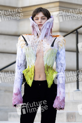 Schiaparelli Fashion Show, Paris Fashion Week Menswear S/S 2027