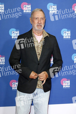 Verleihung der 'Gläsernen Leinwand' an Roland Emmerich in Hamburg