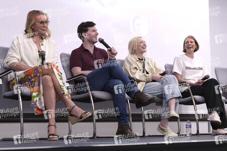 'From Atlanta to Paris 2' Convention in Paris