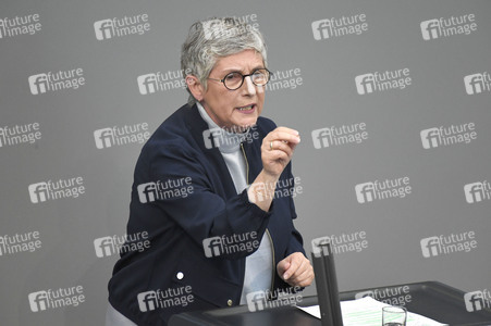 90. Sitzung des Deutschen Bundestages in Berlin