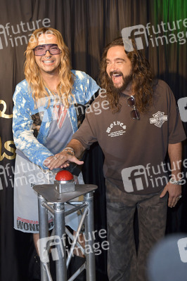 Enthüllung der Wachsfiguren von Bill und Tom Kaulitz in Berlin