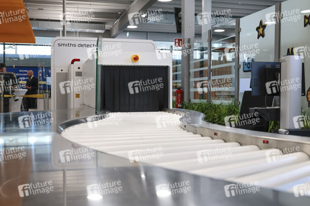 Sicherheitskontrolle am Flughafen Köln/Bonn