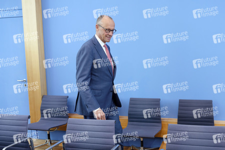 Bundespressekonferenz 'Aktuelle Themen der Innen- und Außenpolitik' in Berlin