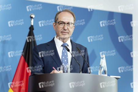 Pressestatement von Gerhard Karner und Alexander Dobrindt in Berlin