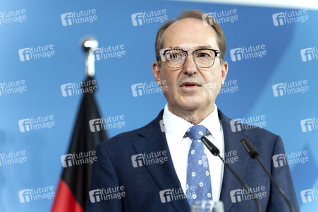 Pressestatement von Gerhard Karner und Alexander Dobrindt in Berlin