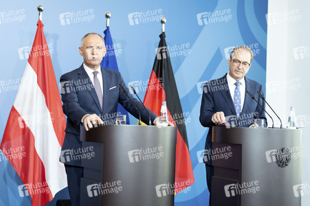 Pressestatement von Gerhard Karner und Alexander Dobrindt in Berlin