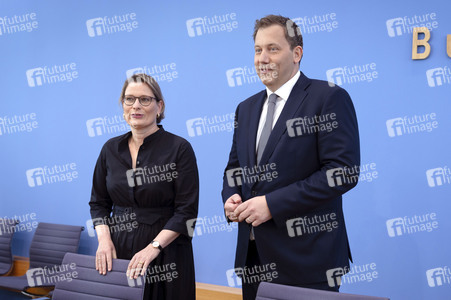 Bundespressekonferenz 'Vorstellung des Aktionsplans zur Bekämpfung von Steuer- und Finanzkriminalität' in Berlin