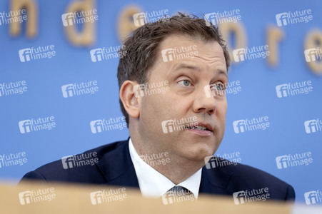 Bundespressekonferenz 'Vorstellung des Aktionsplans zur Bekämpfung von Steuer- und Finanzkriminalität' in Berlin