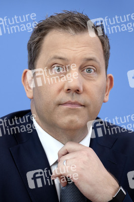 Bundespressekonferenz 'Vorstellung des Aktionsplans zur Bekämpfung von Steuer- und Finanzkriminalität' in Berlin
