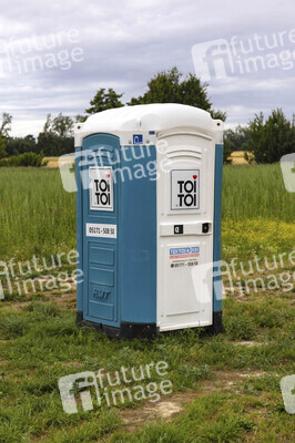 Symbolfoto Mobile Toilettenkabine