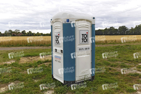 Symbolfoto Mobile Toilettenkabine