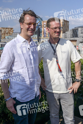 Hendrick Wüst besucht das Parookaville in Weeze