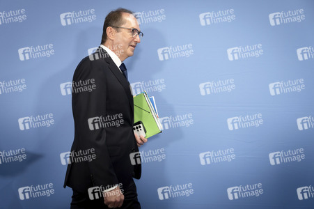 Bundespressekonferenz 'Bundeslagebild Sexualdelikte zum Nachteil von Kindern und Jugendlichen 2025' in Berlin