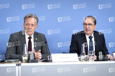 Bundespressekonferenz 'Bundeslagebild Sexualdelikte zum Nachteil von Kindern und Jugendlichen 2025' in Berlin