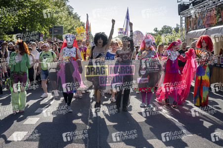 Drag March beim 48. Christopher Street Day 2026 in Berlin