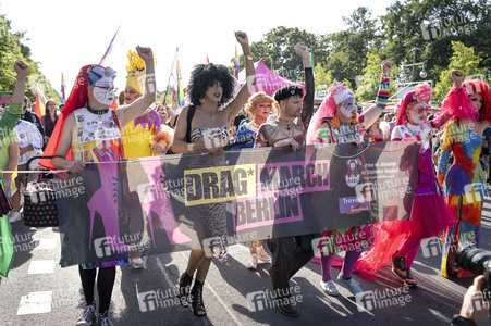 Drag March beim 48. Christopher Street Day 2026 in Berlin