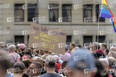 Nach dem Terroranschlag beim 48. Christopher Street Day 2026 in Berlin
