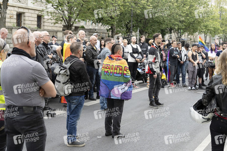 Nach dem Terroranschlag beim 48. Christopher Street Day 2026 in Berlin