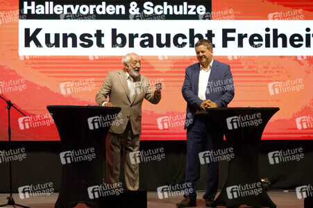 Gesprächsabend mit Dieter Hallervorden und Sven Schulze in Halle