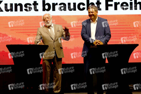 Gesprächsabend mit Dieter Hallervorden und Sven Schulze in Halle