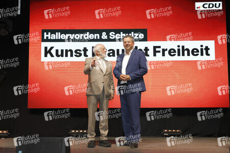 Gesprächsabend mit Dieter Hallervorden und Sven Schulze in Halle