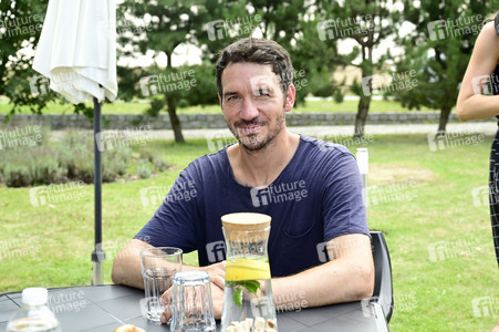 Felix Neureuther beim ARD-Dreh '#unsereKinder' in Meuselwitz
