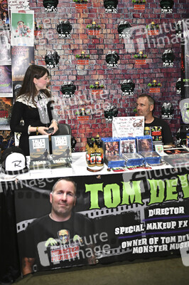 Midsummer Scream - Halloween & Horror Convention in Long Beach