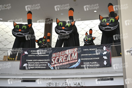Midsummer Scream - Halloween & Horror Convention in Long Beach
