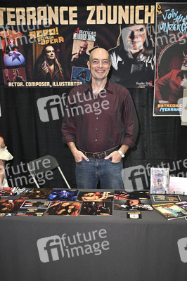 Midsummer Scream - Halloween & Horror Convention in Long Beach