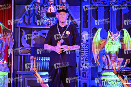 Midsummer Scream - Halloween & Horror Convention in Long Beach