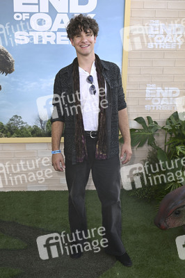 Filmpremiere 'The End of Oak Street' in Burbank