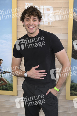 Filmpremiere 'The End of Oak Street' in Burbank