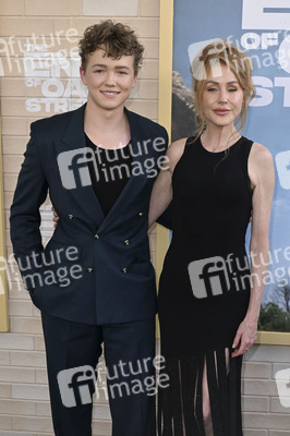 Filmpremiere 'The End of Oak Street' in Burbank