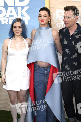 Filmpremiere 'The End of Oak Street' in Burbank