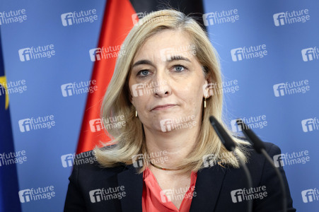 Pressekonferenz zur Reform des Rechts der Nachrichtendienste in Berlin