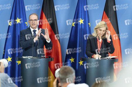 Pressekonferenz zur Reform des Rechts der Nachrichtendienste in Berlin
