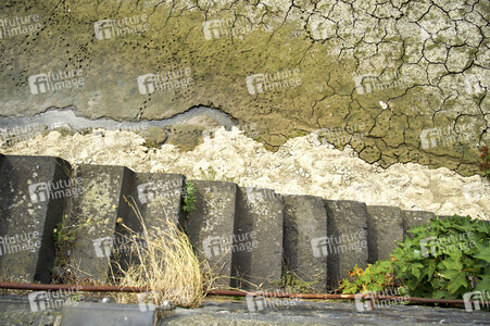 Niedrigwasser im Rhein in Köln
