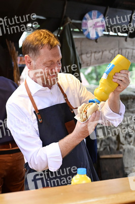Veranstaltung der CDU 'Kretschmer grillt' in Arnsdorf